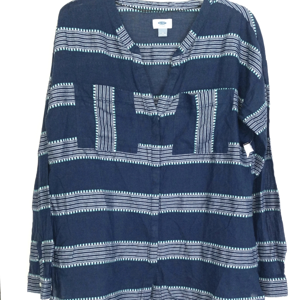 Old Navy NWT size M blue striped ling sleeve v-neck top